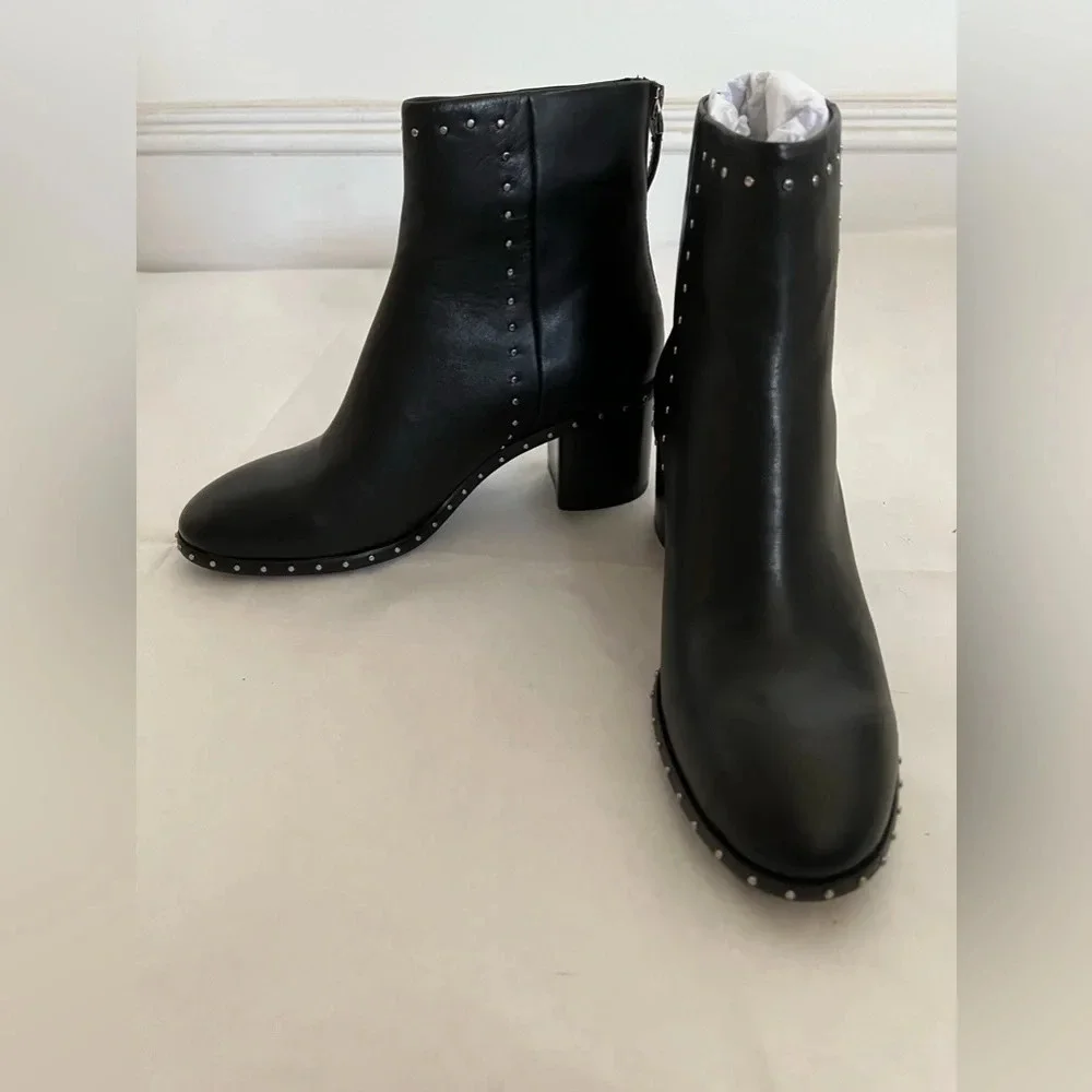 Lola Cruz Womens Black Studded Ankle Boots EUR 39 Us 9 NWB
